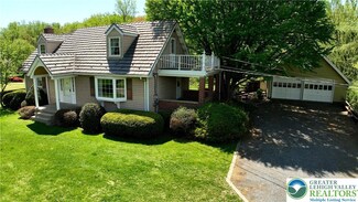 2752 Easton Rd, Hellertown, PA 18055
