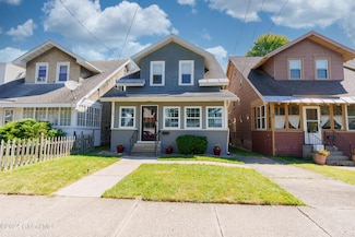 64 Grove Ave, Albany, NY 12208
