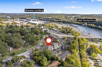 118 W Hensley St Unit B, Branson, MO 65616