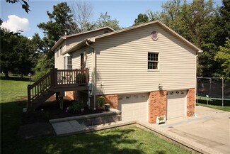 215 Marion Dr, Waynesburg, PA 15370
