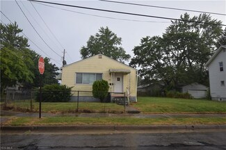 860 Saxon Ave, Akron, OH 44314