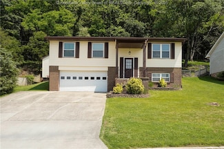 85 Jannette Dr, Poca, WV 25159