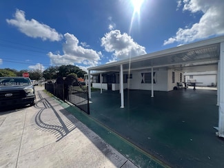2800 NW 164th St, Opa Locka, FL 33054