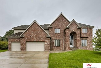 10115 S 175th Cir, Omaha, NE 68136