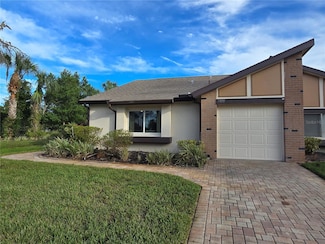 7375 Crestwood Dr, Weeki Wachee, FL 34613