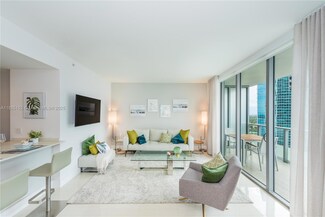 1300 Brickell Bay Dr Unit 2900, Miami, FL 33131