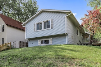 184 Baker St E, Saint Paul, MN 55107