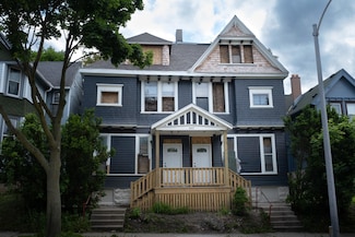 2415 W Kilbourn Ave, Milwaukee, WI 53233