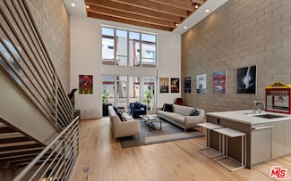 3450 Cahuenga Blvd W Unit 410, Los Angeles, CA 90068