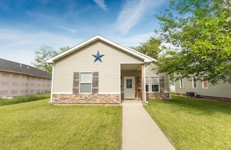 513 S Clark St, Moberly, MO 65270