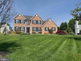 8 Buckley Cir, Royersford, PA 19468