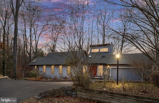 6207 Possum Trot Ct, Manassas, VA 20112