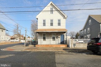 202 S 34th St, Camden, NJ 08105