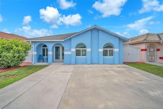 2767 W 69th Terrace, Hialeah, FL 33016
