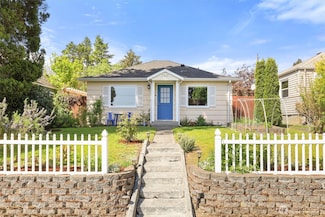 7517 30th Ave SW, Seattle, WA 98126