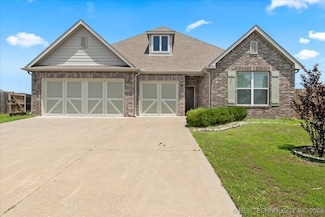 2131 E 132nd Place S, Bixby, OK 74008