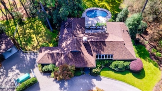 207 Bump A Long Ln, Southern Pines, NC 28387