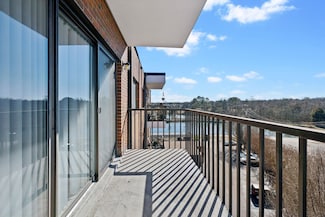 200 Sanders Ferry Rd Unit 2503, Hendersonville, TN 37075