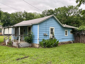134 S 2nd St, Vinita, OK 74301