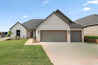 11717 NW 103rd St, Yukon, OK 73099