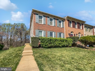 13324 Foxhole Dr, Fairfax, VA 22033