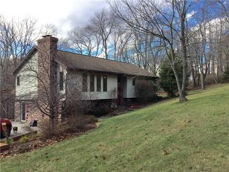 922 Mae West Rd, Confluence, PA 15424