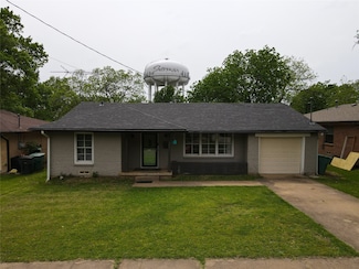 2206 N Shannon St, Sherman, TX 75092