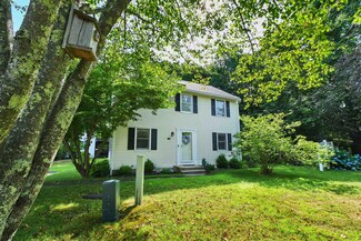 4 Oak Hill Ln, Exeter, NH 03833