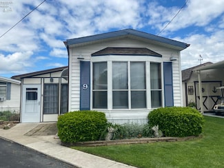 8175 N Shore Blvd Unit 9, Danbury, OH 43440