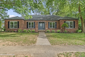 8812 Swan Hill Rd, Louisville, KY 40241