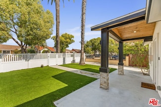 914 Alpha St, Inglewood, CA 90302