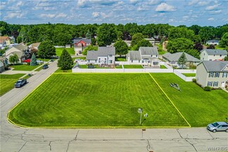 27 Desales Cir, Lockport, NY 14094