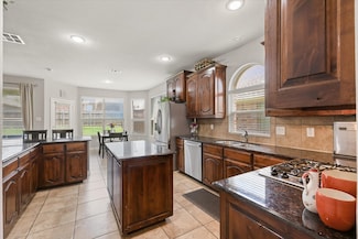 12428 Leaflet Dr, Fort Worth, TX 76244