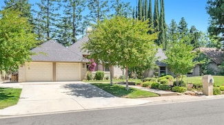 2792 W Bedford Ave, Fresno, CA 93711