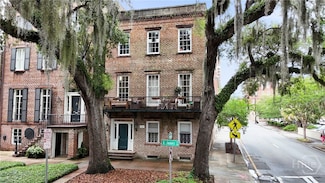 24 E Jones St, Savannah, GA 31401