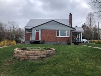 401 Jackson Ave, Brownsville, PA 15417