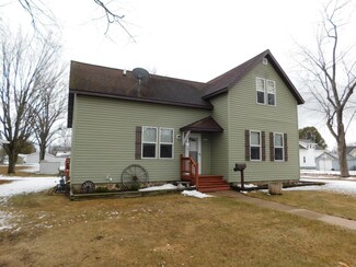 1701 E 6th St, Merrill, WI 54452