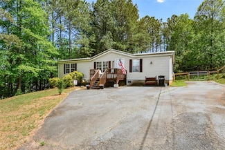 67 Saddle Ct, Ball Ground, GA 30107