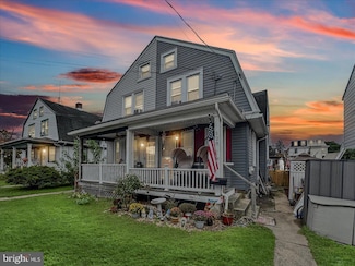 128 N 4th St, Oxford, PA 19363