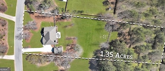 166 Rocky Bay Ln, Senoia, GA 30276