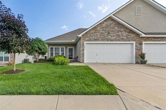 1237 S 3rd St E, Louisburg, KS 66053