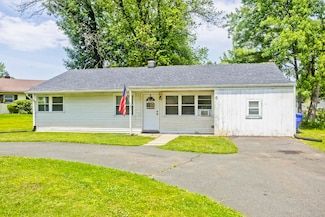 6 Weymouth Dr, Enfield, CT 06082