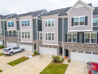 416 Lahinch Dr, Tega Cay, SC 29708