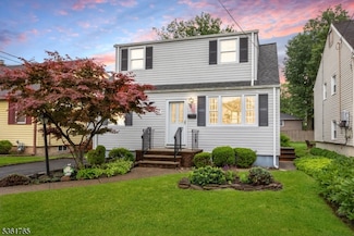 541 Spruce Ave, Garwood, NJ 07027