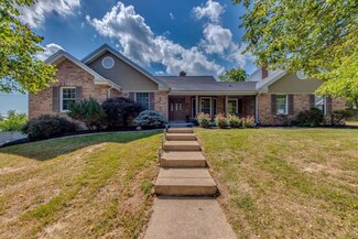 984 Burgundy Ln, Ballwin, MO 63011