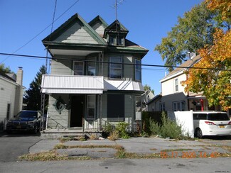 418 Schenectady St, Schenectady, NY 12307