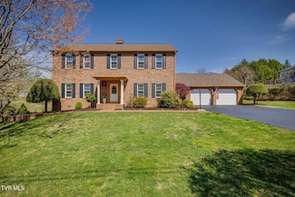 708 Westwood Dr, Elizabethton, TN 37643