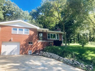 612 Delong Ave, Council Bluffs, IA 51503