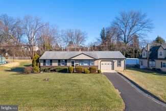 24 Heights Ln, Feasterville Trevose, PA 19053
