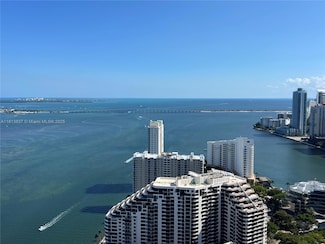 848 Brickell Key Dr Unit 4505, Miami, FL 33131